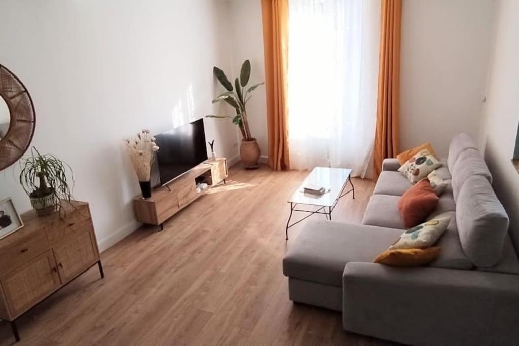 Maison De Charme Proche Gare Et Centre Holiday home *